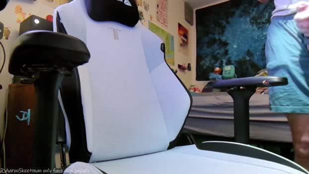 aaronskeetman 21-02-2024 video legs