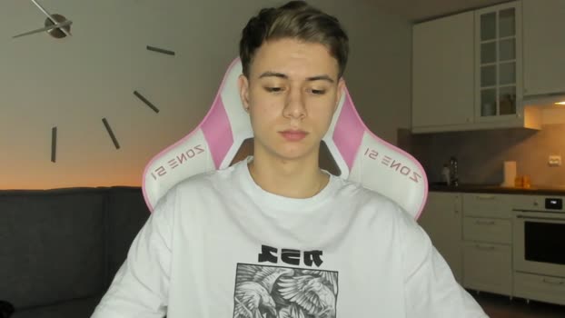 lance_belll 25-02-2024 video Cam