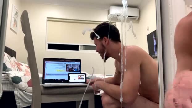 wentbrokeonstrippers 28-02-2024 video Topless