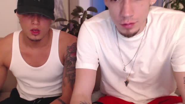 fratguysonline 29-02-2024 video kissing