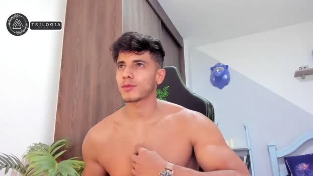 ashton_coleman_ 13-03-2024 video kissing