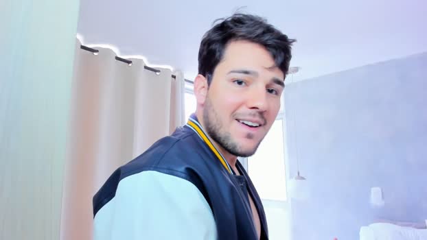 vito_ferrero 15-03-2024 video beauty