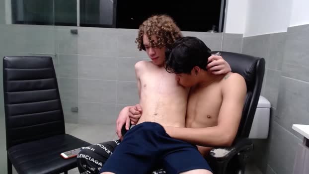 boys_milan 17-03-2024 video jerkoff