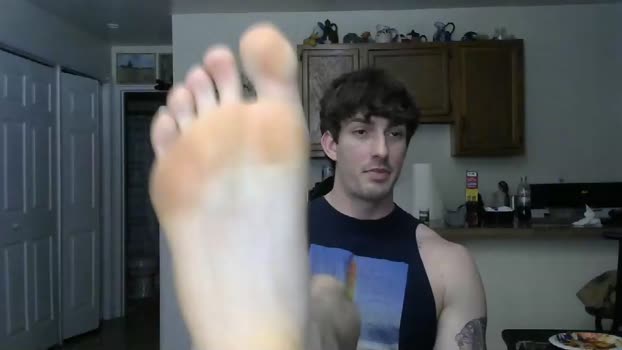 artist022 20-03-2024 video kissing