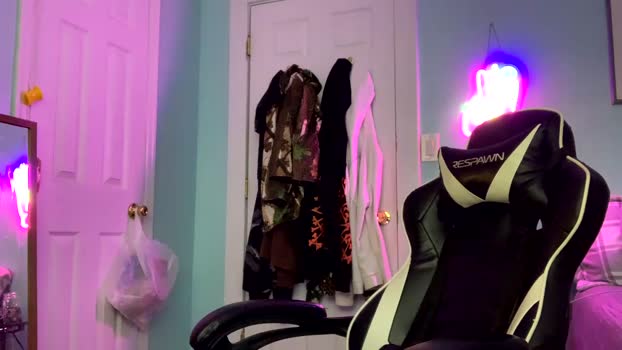 wentbrokeonstrippers 28-03-2024 video kissing