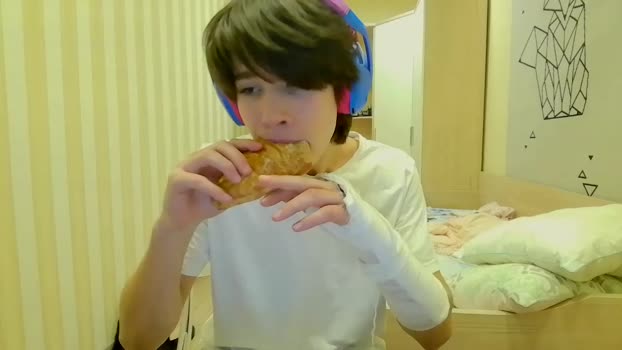 dva_eblana 08-04-2024 video yummy