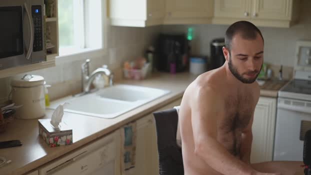 max_august 10-04-2024 video jerking