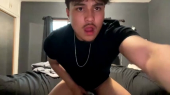 areyezy 12-04-2024 video yummy