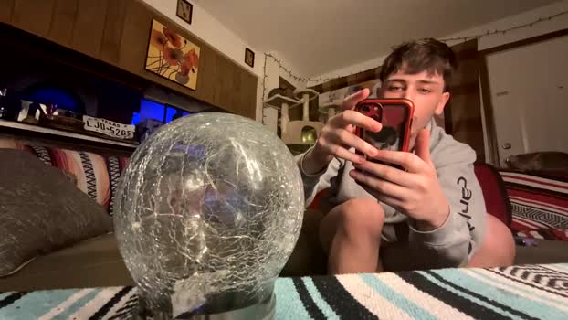 dylandaniel69 18-04-2024 video kissing