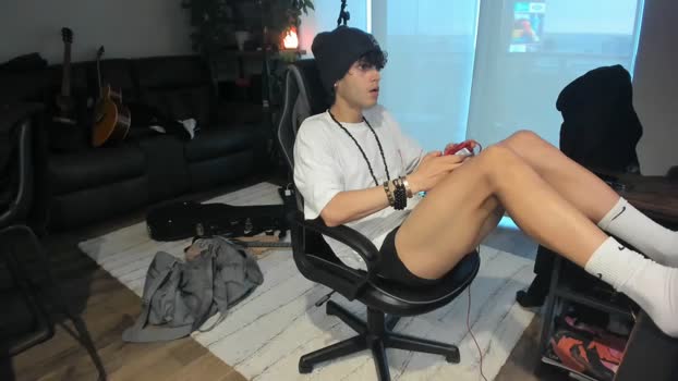 bashful4200 19-04-2024 video spank