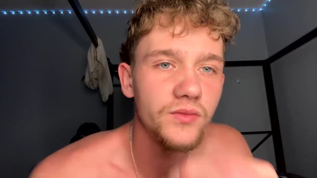 guynxtdoor02 22-04-2024 video gag