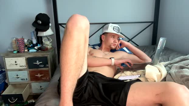 guynxtdoor02 22-04-2024 video legs