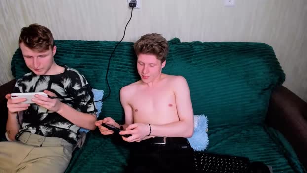 myles_foxy 22-04-2024 video suck