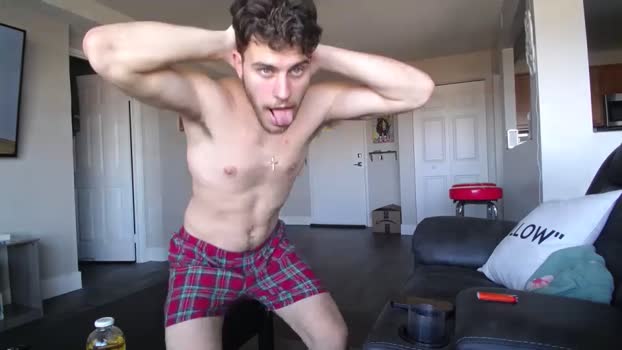 wentbrokeonstrippers 23-04-2024 video spank