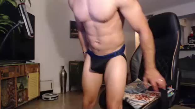 momiami 29-04-2024 video kiss