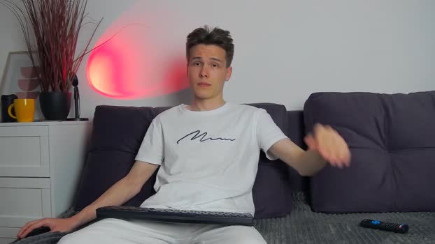 tony_lipp 04-05-2024 video sexyfeet