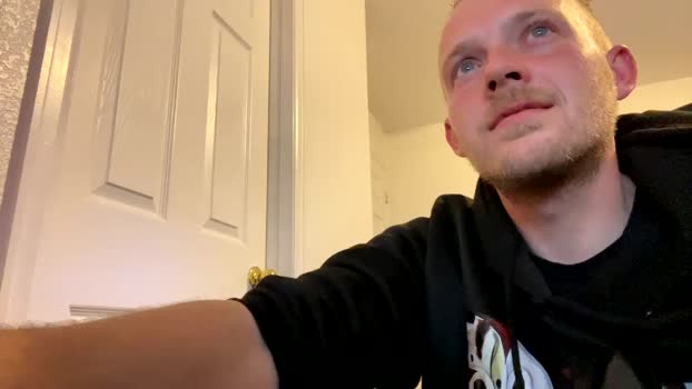 budice1 10-05-2024 video kissing