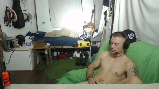 nezzey 19-05-2024 video suckcock