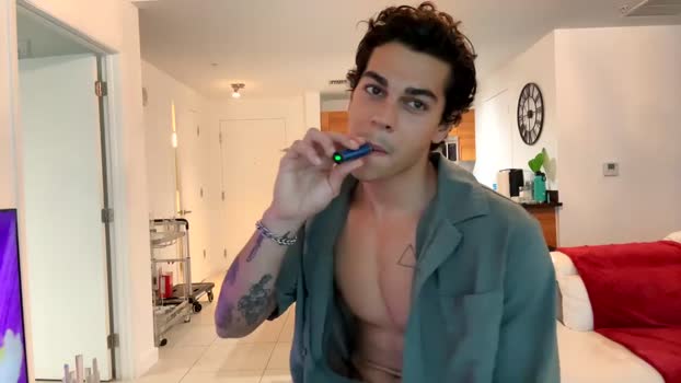 heyitsmoo 26-05-2024 video gay