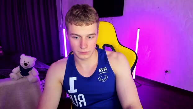 kurt_hanssen 02-06-2024 video kiss