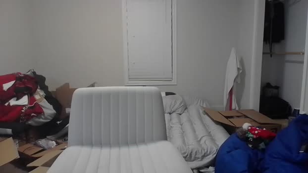 sticky_soc 03-06-2024 video kissing