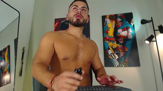 los_juanes 19-06-2024 video kiss