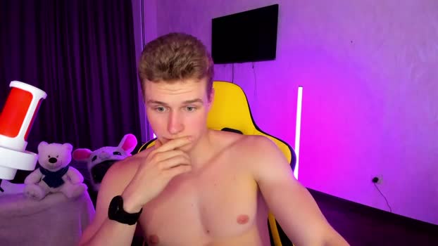kurt_hanssen 19-06-2024 video sexymale