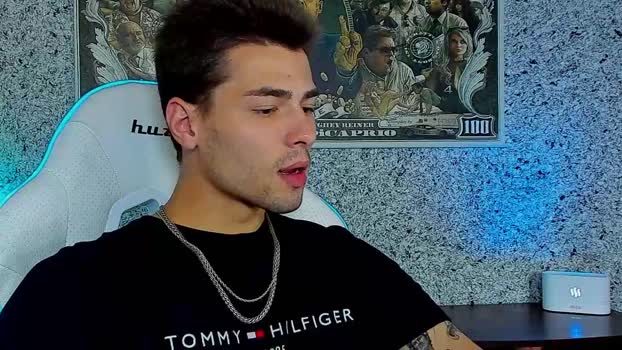 tattsoutbeast 25-06-2024 video kissing