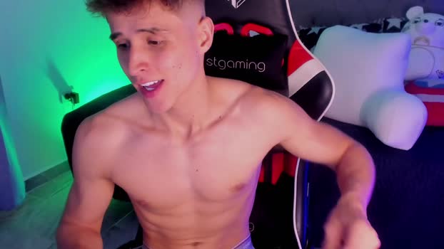 thomklein 04-07-2024 video sexymale