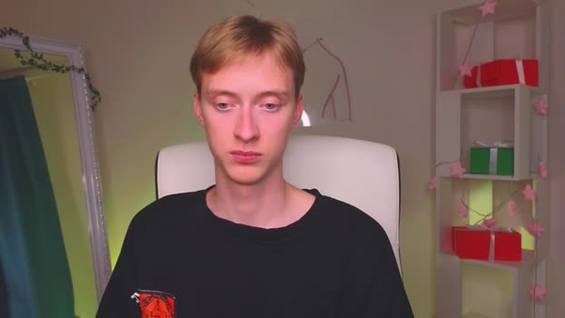 sasha_huyevo 06-07-2024 video beauty