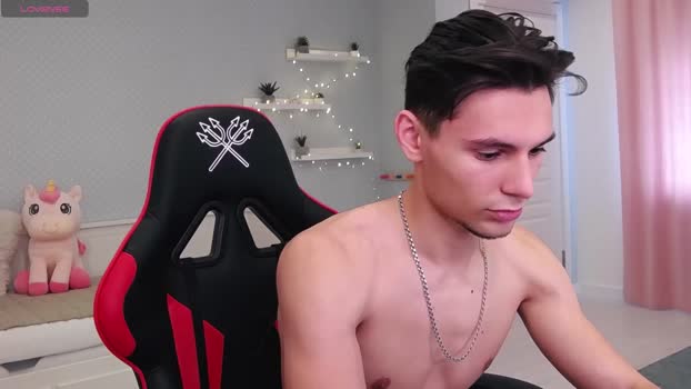 denhummer 22-07-2024 video handsome