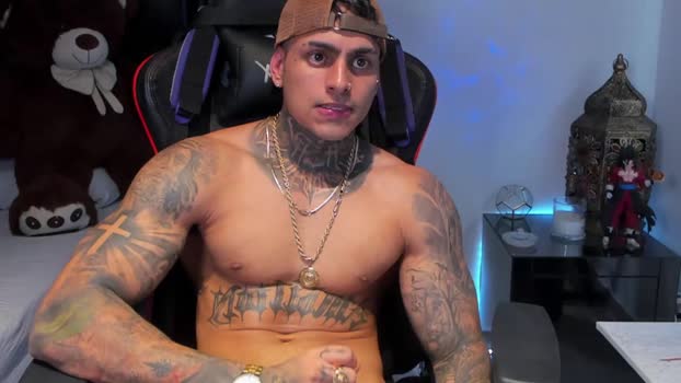 logan_hugh8 31-07-2024 video kissing