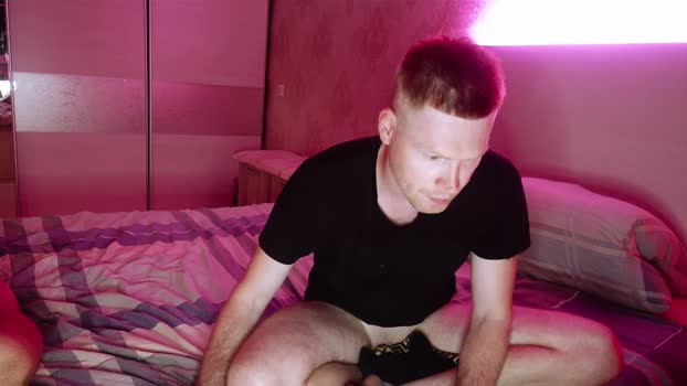 red_guy1 14-08-2024 video striptease