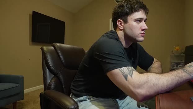 daddywassuppp4 18-08-2024 video kiss