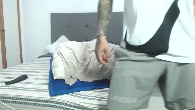 axel_taylor21 25-08-2024 video cute