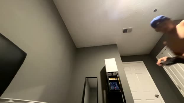 oscarm2332 25-08-2024 video Topless