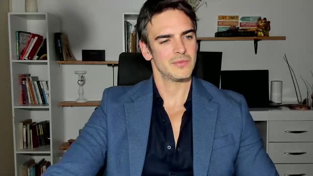 hot_martin25 27-08-2024 video Show