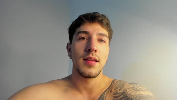 valentino2201 04-09-2024 video handsome