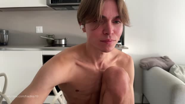 hadley19 09-09-2024 video Topless
