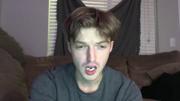 taxtwink 16-09-2024 video kiss