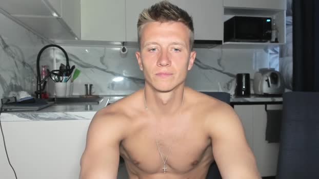 happyboyforu18 27-09-2024 video suckcock