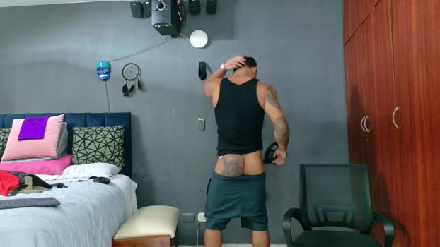 john_and_louis 08-10-2024 video prettyface