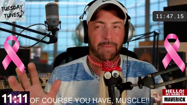 socialmaverick 16-10-2024 video kiss