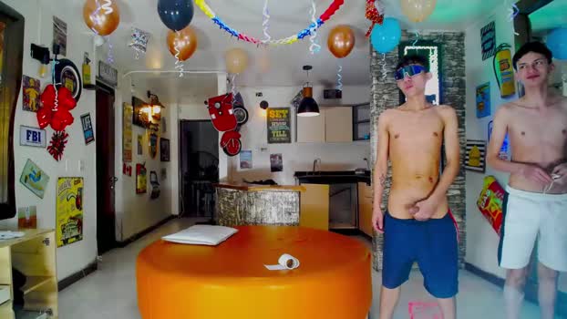 frotloops 22-10-2024 video Pretty