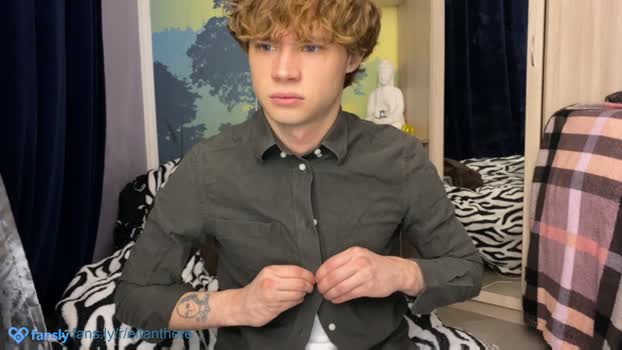 eitanhere 23-10-2024 video kiss