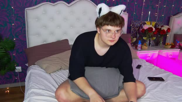 sw33tie_tom 04-11-2024 video spank