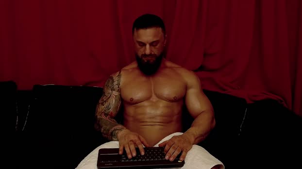 adonis_msc 17-11-2024 video sexymale