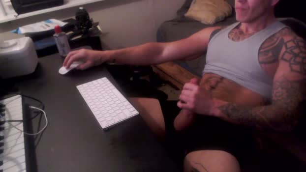 9inchbulll 18-11-2024 video bicurious