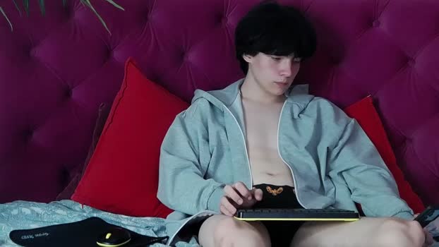 iwillfall_ 18-11-2024 video kiss