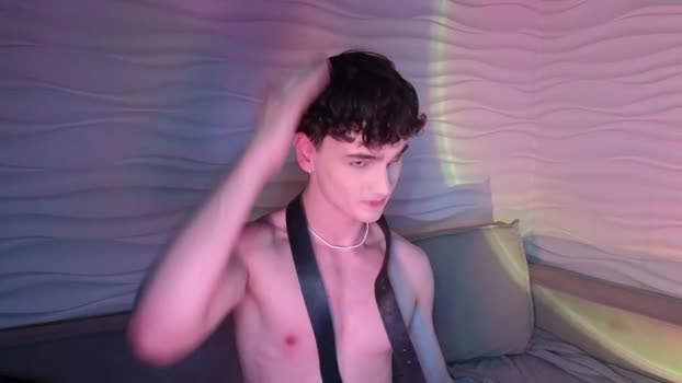 adam_21cm 24-11-2024 video striptease
